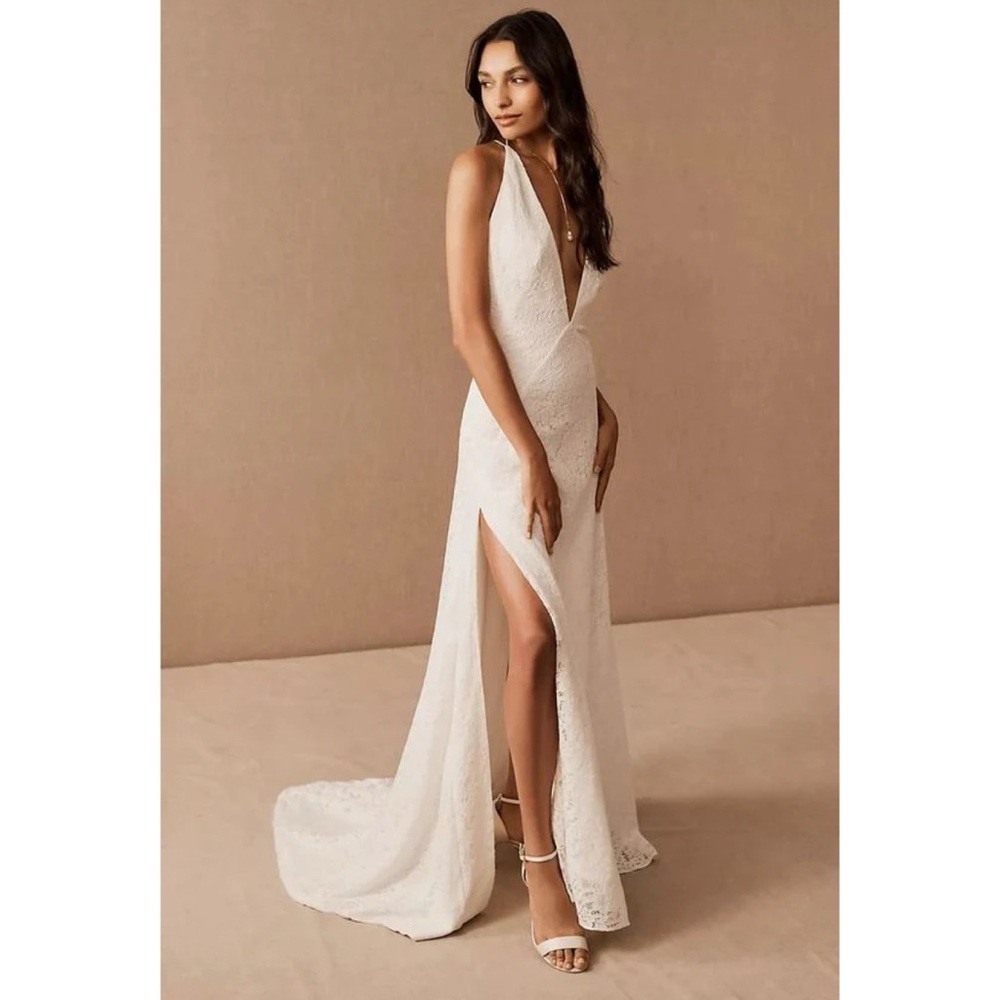 NWT Michael Lo Sordo Parker Lace Plunge Wedding Gown White Size 14